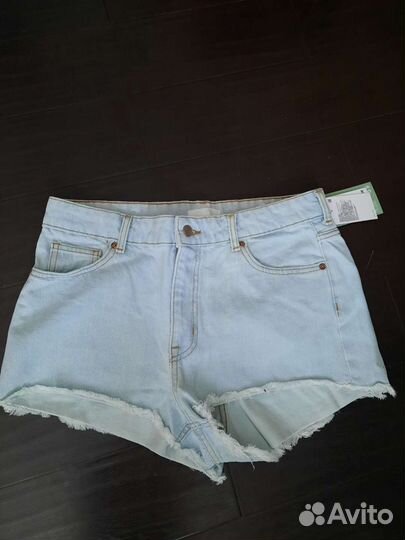 Джинсовые шорты