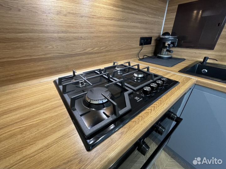 Кухонный гарнитур (цена завсю кухню) ксп:30094