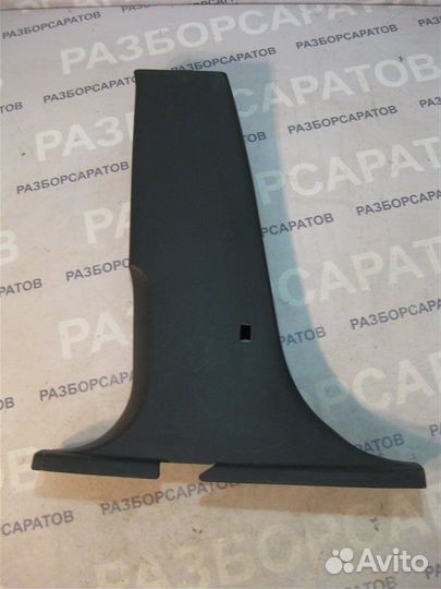 Обшивка стойки средней левая Skoda Octavia A5