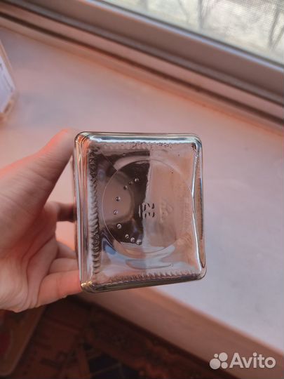 Отдам банки от кофе с пластиковой крышкой