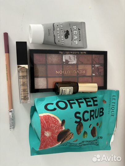 Набор косметики пакетом