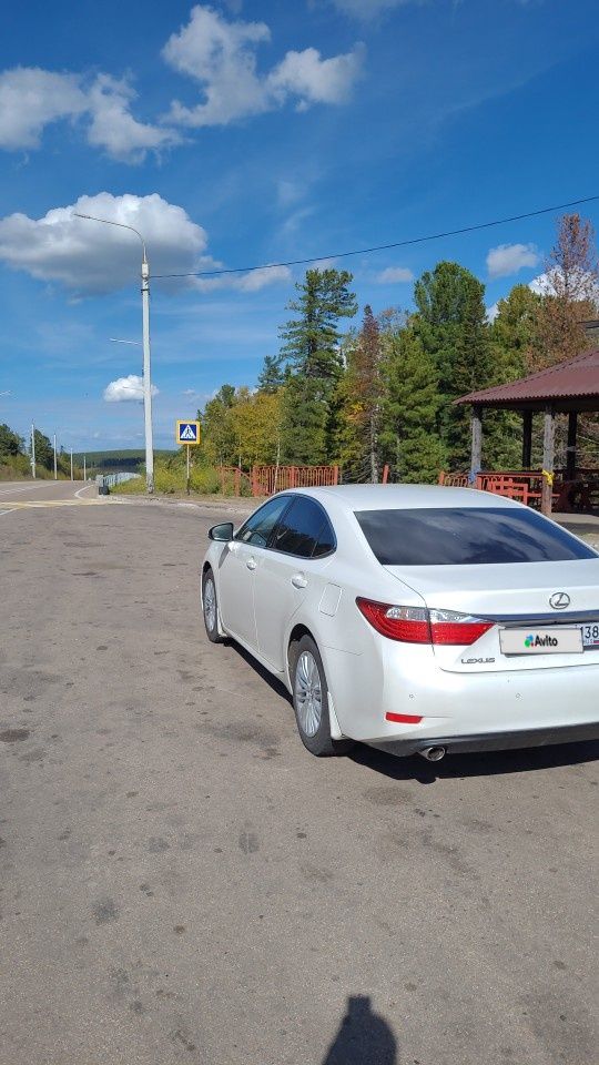 Lexus ES: фото владельца