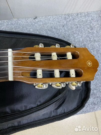 Акустическая гитара Yamaha C40