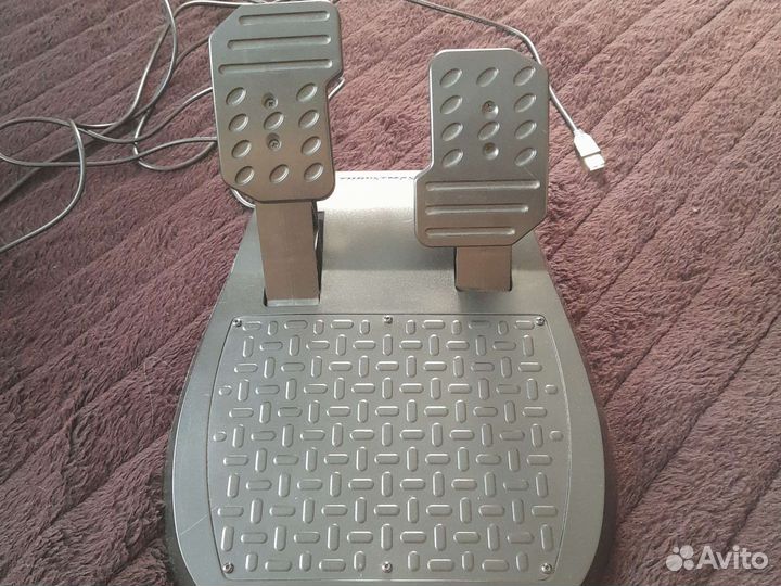 Игровой руль thrustmaster ferrari gt experience