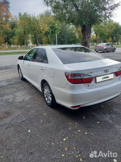 Toyota Camry, 2015