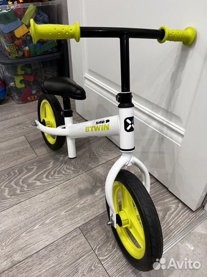 Беговел btwin Runride 100