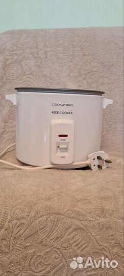 Электрическая рисоварка