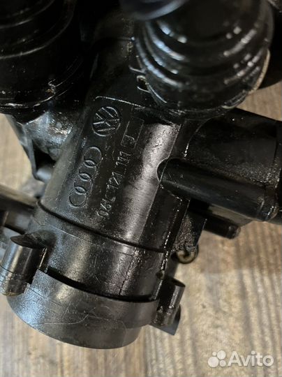 Volkswagen teramont Насос водяной с термостатом