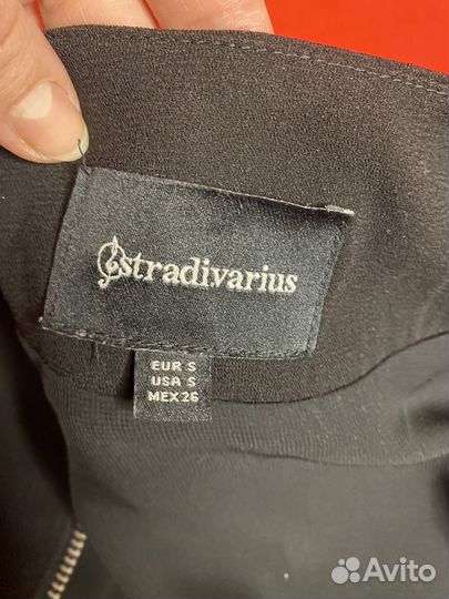 Бомбер женский Stradivarius