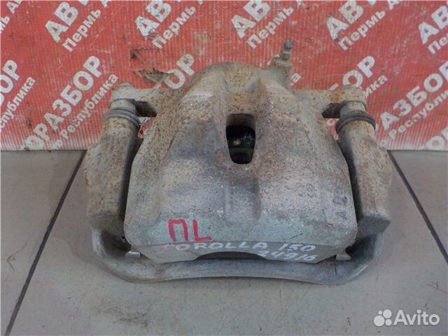 Суппорт передний левый Toyota Corolla ADE150 1ZR