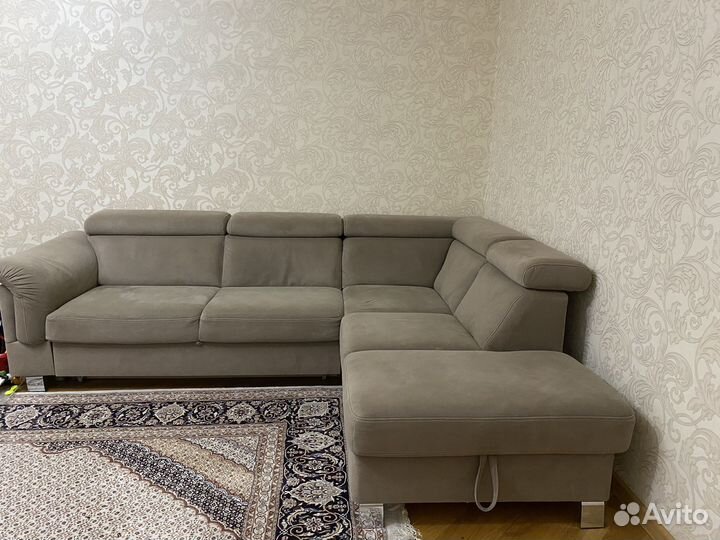 Угловой диван