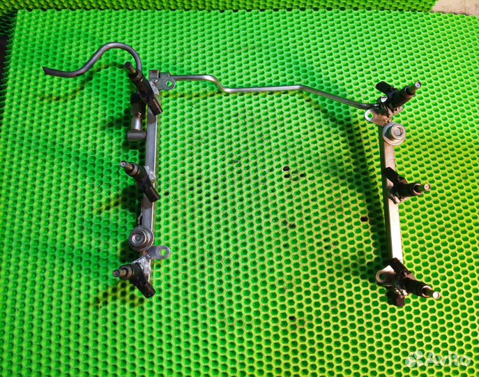 Топливная рампа Mercedes-Benz E-Class W211 M272