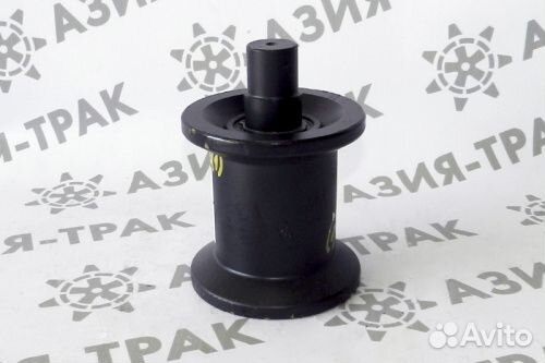 Поддерживающий каток на Komatsu PC28 (1)