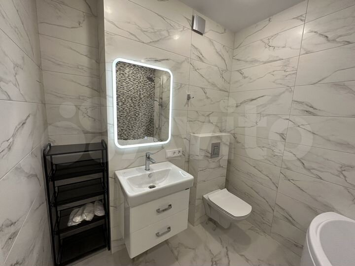 2-к. квартира, 80 м², 14/21 эт.