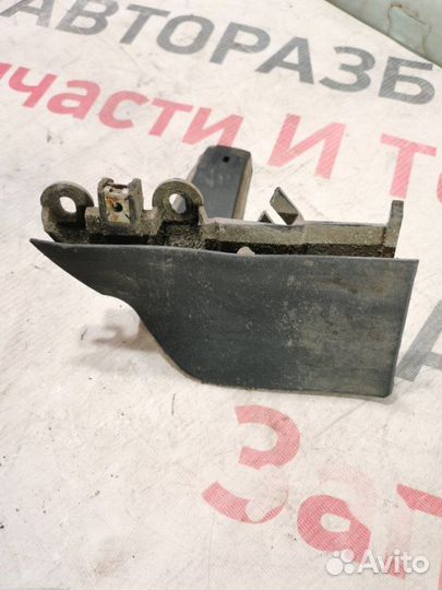 Брызговик задний левый Volkswagen Golf универсал