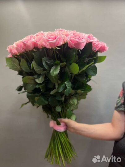 101 роза длина 80см. Голландия с доставкой