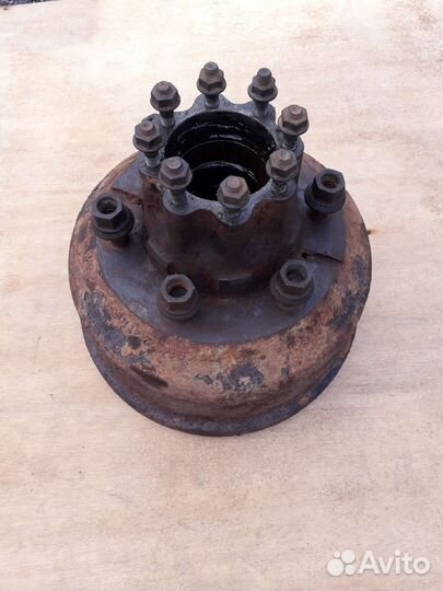 Ступица задния мерседес 709,711,809,811,814