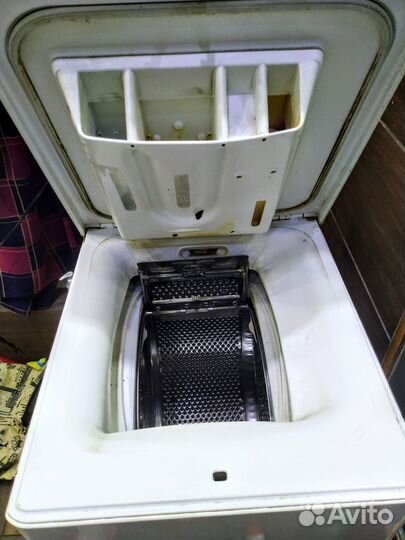 Стиральная машина с вертикальной загрузкой