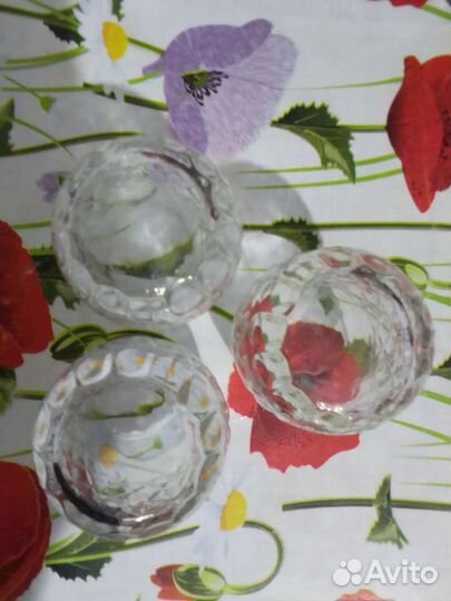 Стеклянные стаканы