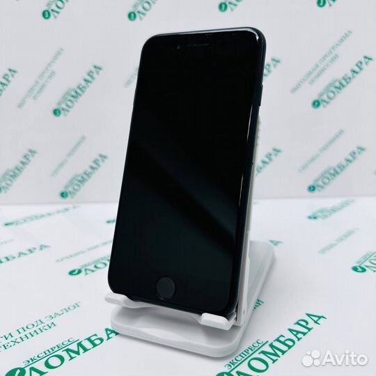 iPhone SE (2020), 64 ГБ