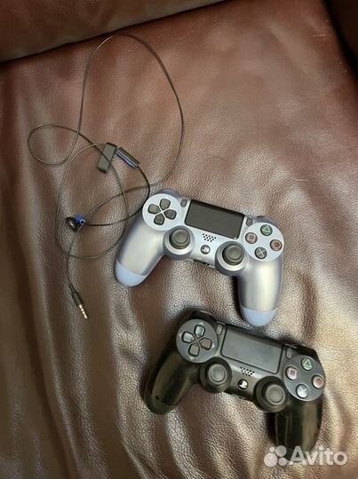 Продам ps 4 pro или обменяю на хороший скутер