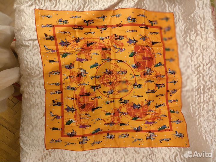 Шарфы и палантины