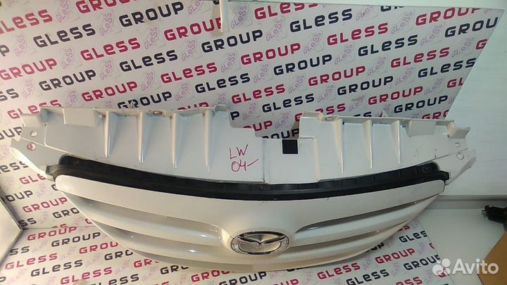 Решётка радиатора LW 04- б/у MPV