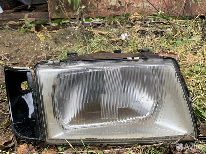 Фара audi 100 с3