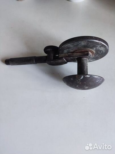 Кофеварка гейзерная,ключ для консервации,бидон