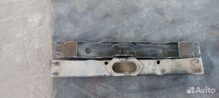 Траверса под АКПП jeep grand cherokeeZJ