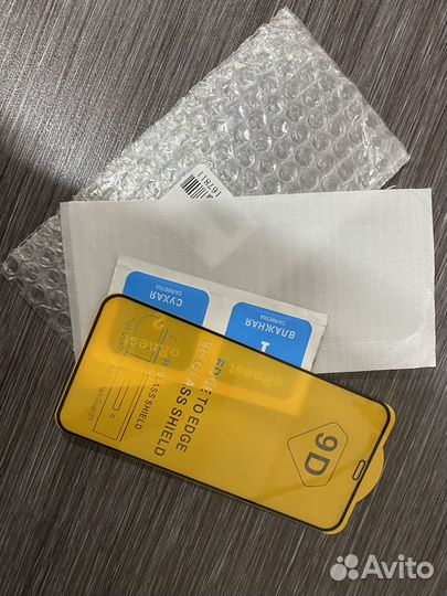 Защитное стекло iPhone 11