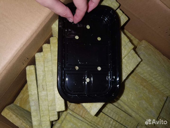 Лотки и агровата для микрозелени