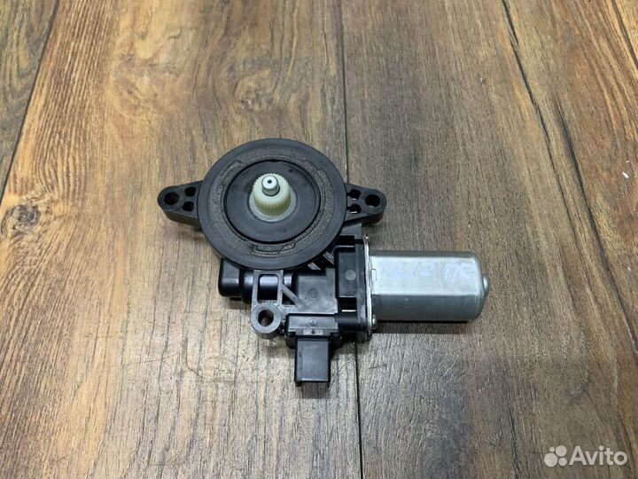 Mazda 3 BL Моторчик стеклоподъемника двери LH RH