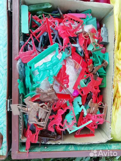 Солдатики пластмассовые СССР