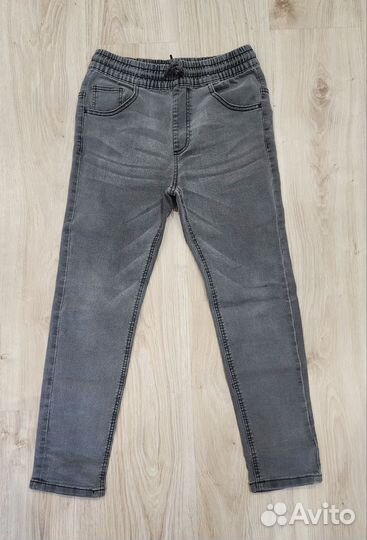 Джинсы reserved 158см