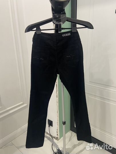 Джинсы женские guess