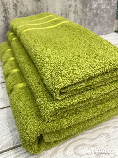 Полотенце банное махровое 3 шт. новое