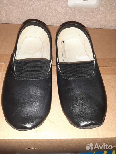 Детская одежда(водолазки, кофта),чешки