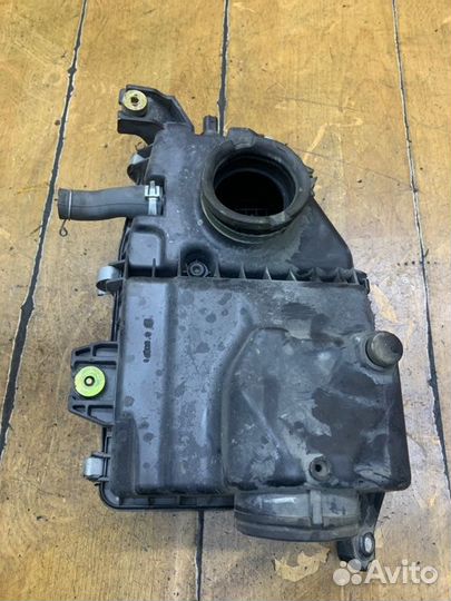 Корпус воздушного фильтра Honda Civic хетчбэк 5-ти