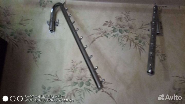 Вешалка на стену