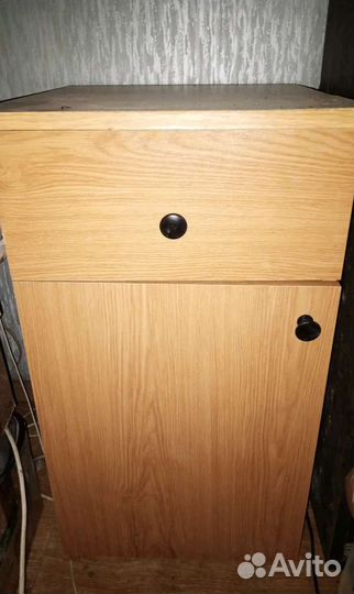 Тумба прикроватная
