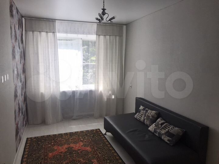 2-к. квартира, 50 м², 1/3 эт.