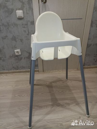 Стульчик для кормления IKEA со столиком