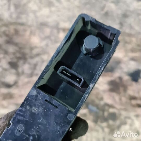 Часы nissan Serena c23