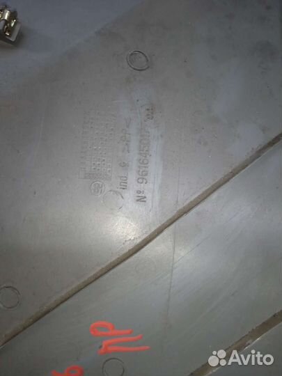 Накладка задней стойки Peugeot 306 Пежо 306