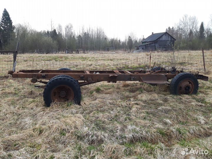 Газ 53 рама с мостами и колесами