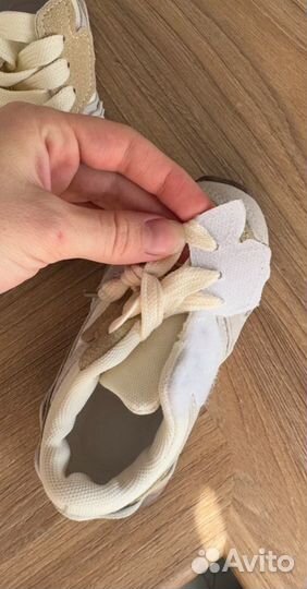 Кроссовки для мальчика и девочки