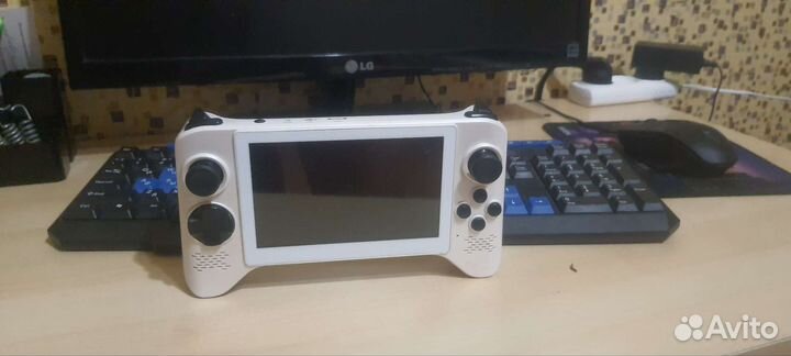 Портативная игровая приставка dexp