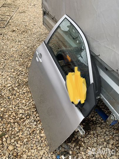 Toyota corolla 150 дверь передняя правая