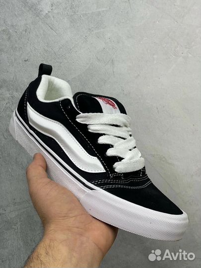 Vans Knu Skool